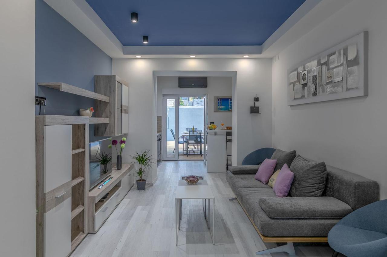 Arena Blue Dream - Modern Apartment With Terrace 普拉 外观 照片